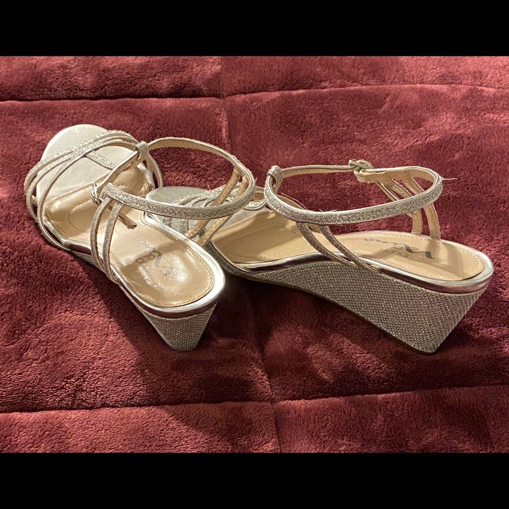 Touch of Nina Silver open-toe sandals wedge